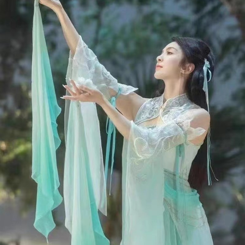 《问灵》唐诗逸古典舞蹈剧目表演出道具手指花渐变丝巾逆水寒手游
