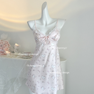显瘦吊带睡裙 碎花蕾丝拼接睡衣女修身 Roseberrrry甜蜜小兔 法式