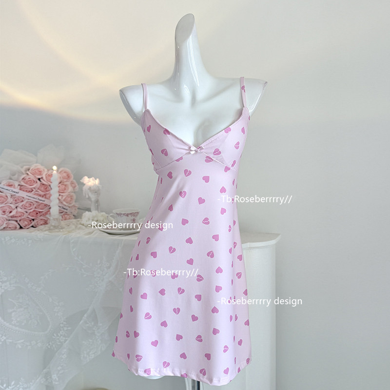 Roseberrrry蜜桃奶糕 纯欲甜妹爱心吊带睡裙彩英同款法式性感睡衣,女士内衣/男士内衣/家居服,睡裙,淘宝优惠券,粉丝福利购,淘宝优惠卷