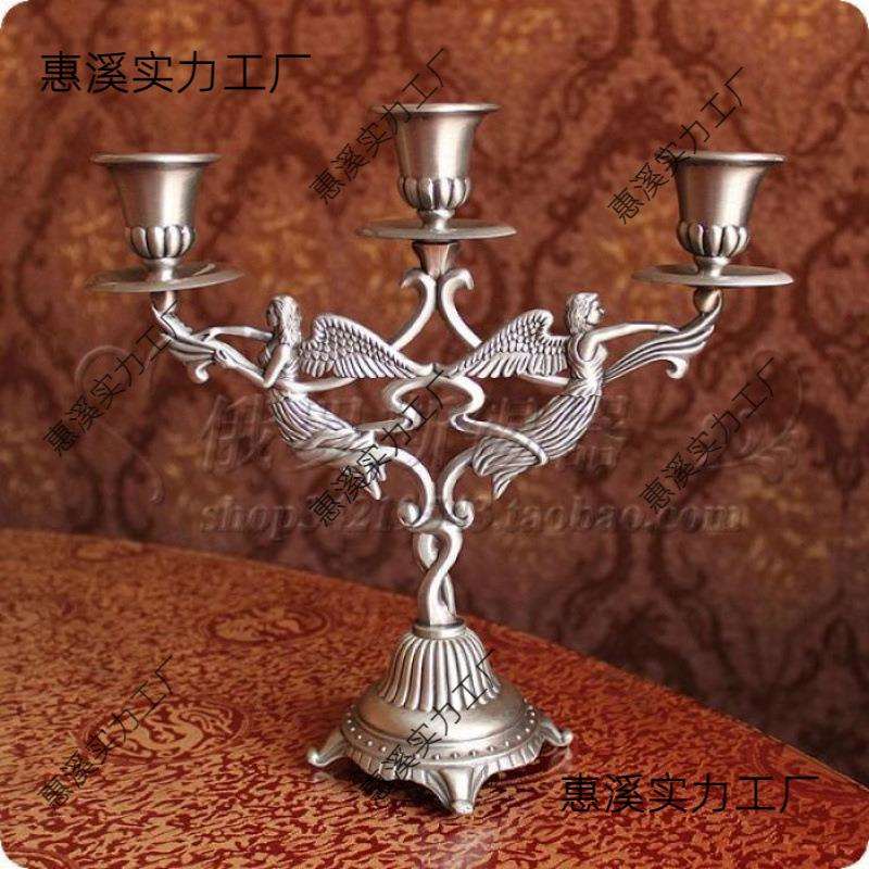 仿古教堂金属美式居家用装饰摆件蜡台浪漫欧式烛光晚餐三头蜡烛台