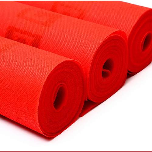 红地毯一次性婚庆结婚用无纺布大红地毯婚礼加厚防滑红色楼梯红毯