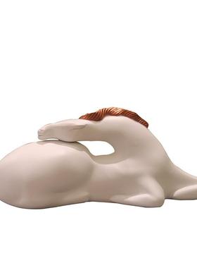 简约现代意境白色卧马电视柜玄关摆件样板房售楼处软装饰品摆设