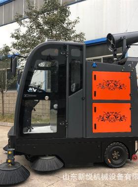 五刷电动扫地车全封闭洒水道路工业清扫车物业驾驶式扫地机