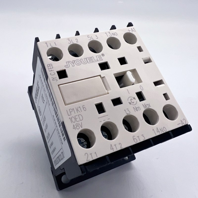 1 小型直流接触器 LP1K110 本体带常辅助 质量保证 环保塑料