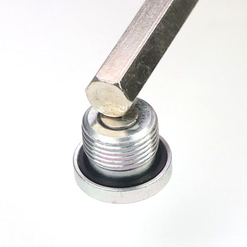 挖掘机斗山大宇徐工三一神钢75行走马达齿轮油螺丝放油阀堵头配件