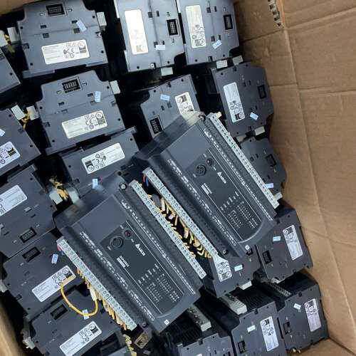 议价dvp40es200r功能包好 成色漂亮 plc