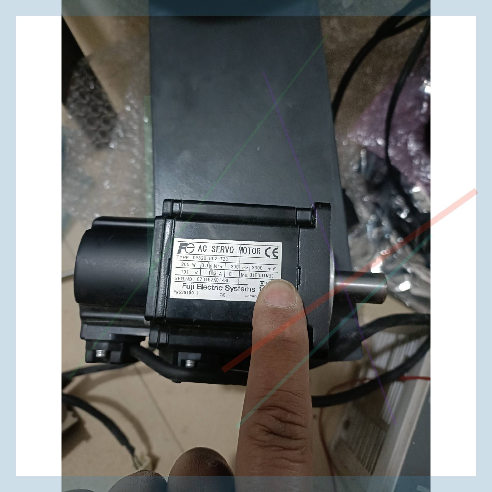 议价一台伺服马达 GYS201DC2-T2C  实物拍摄