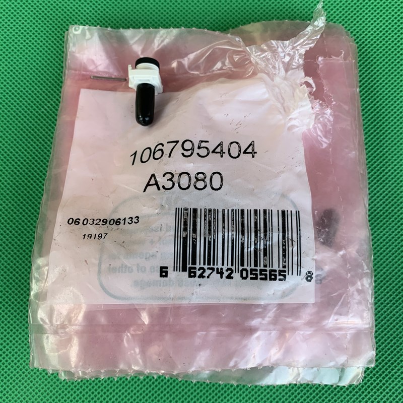 106795404 A3080 光纤连接器