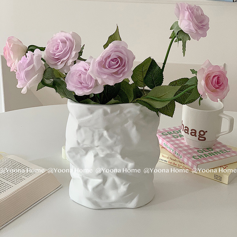 Yoona Home褶皱纸袋造型花瓶摆件 低温陶瓷 民宿服装店样板间装饰