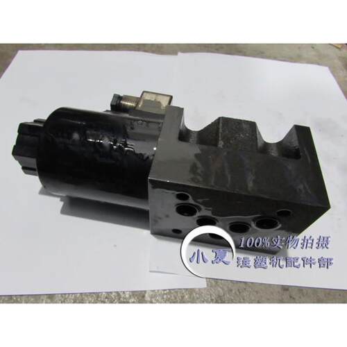 注塑机射退后抽胶电磁阀DGS-03-2B10B，4WE10UA UB，31BL，C8SA B