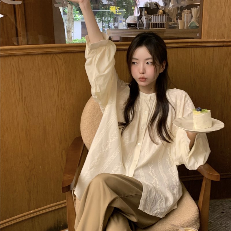 速发大码绣计感蕾丝刺春长袖设港味宽松甜美温柔风衬衣