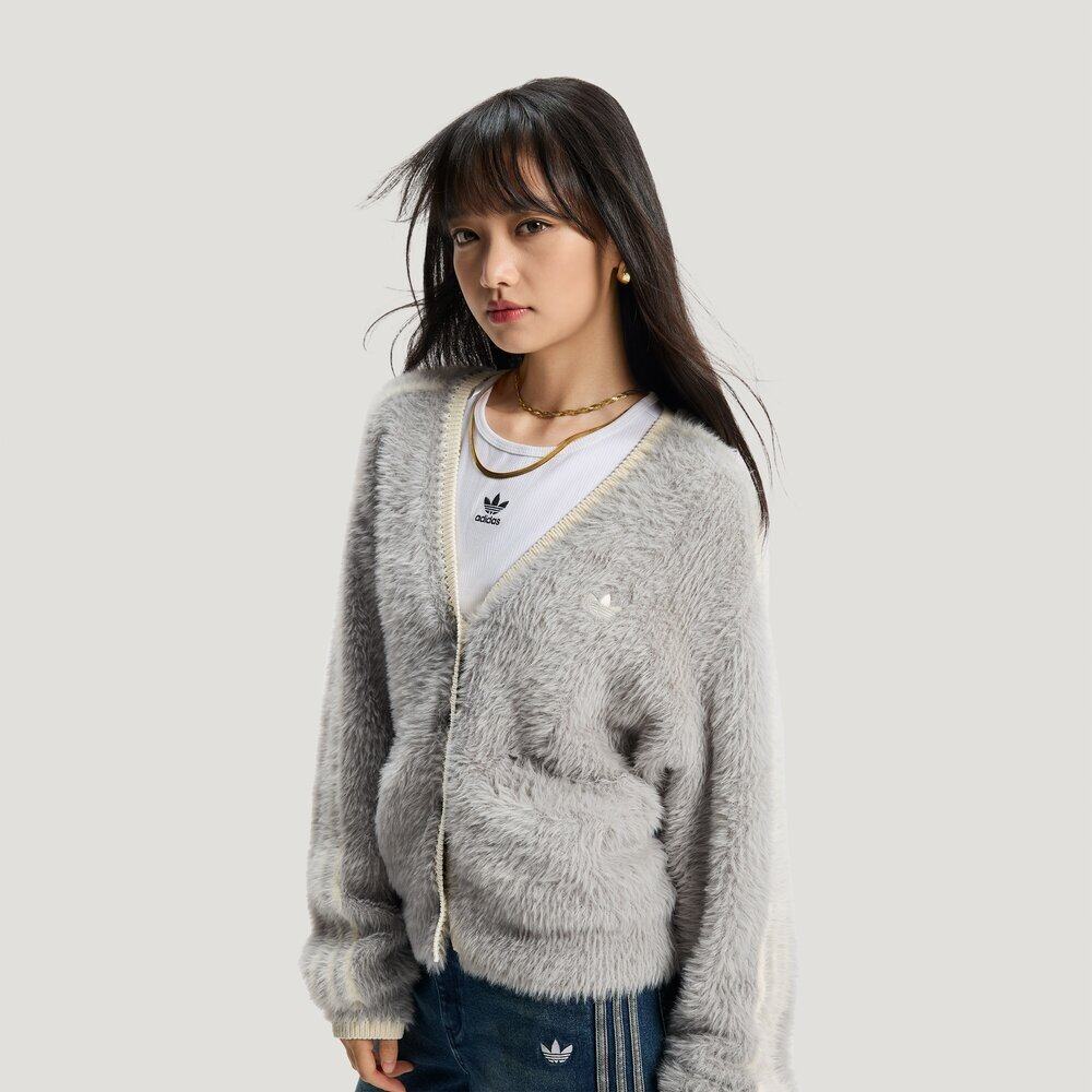 adidas阿迪达斯三叶草女子运动休闲针织开衫外套KT3170