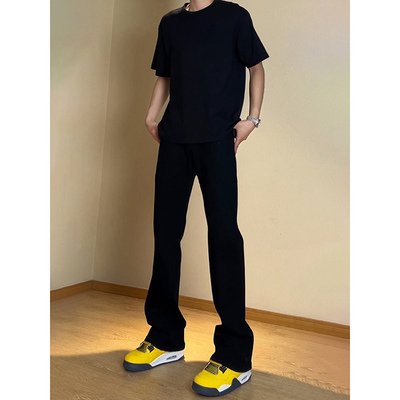 黑色微喇新塘牛仔裤男生ootd穿搭
