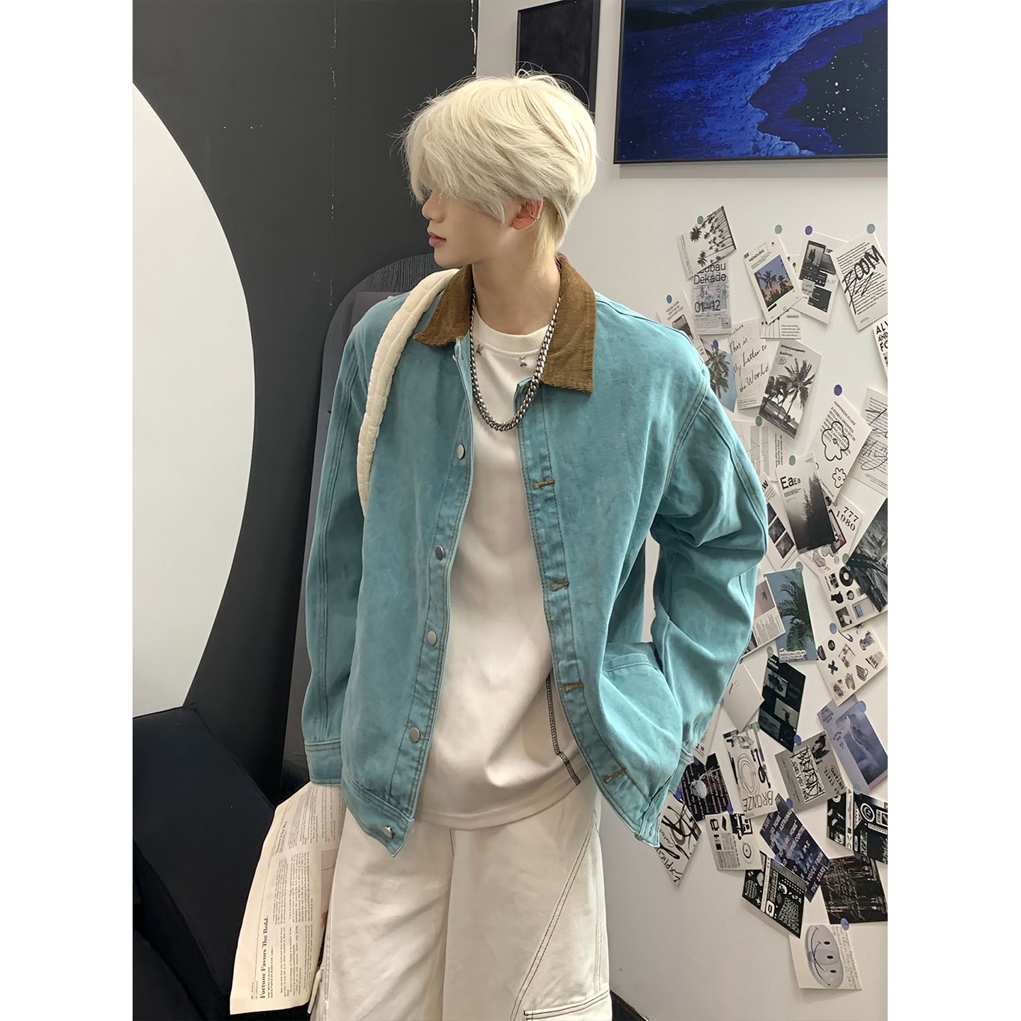 孔雀蓝翻领拼接牛仔外套男秋冬季