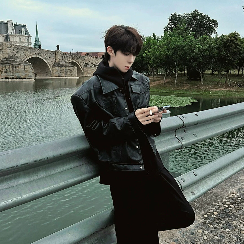 美式高街垫肩男士皮夹克痞帅正肩短款机车服外套大翻领骑行棒球服,男装,皮衣,淘宝优惠券,粉丝福利购,淘宝优惠卷