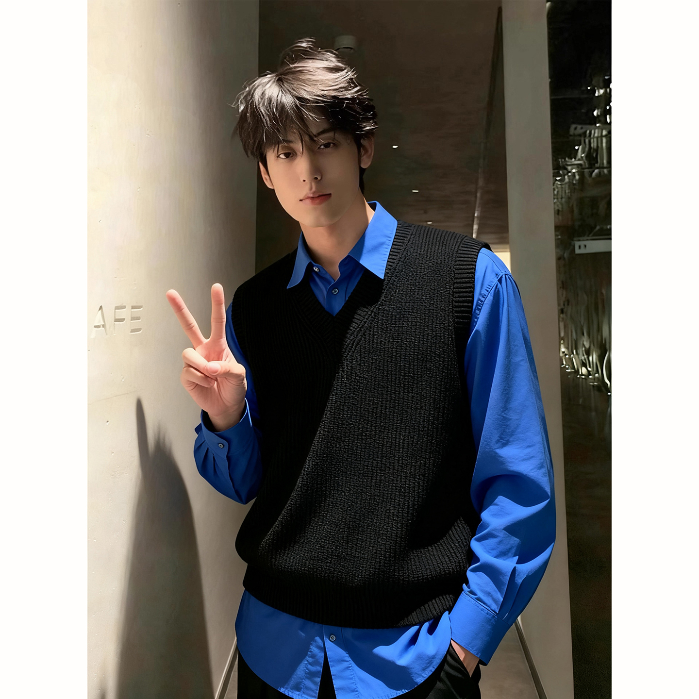 学院风v领针织毛衣男款秋冬季