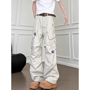 白色花朵刺绣工装裤男2025新款超火夏季薄款裤子小众不撞款直筒裤