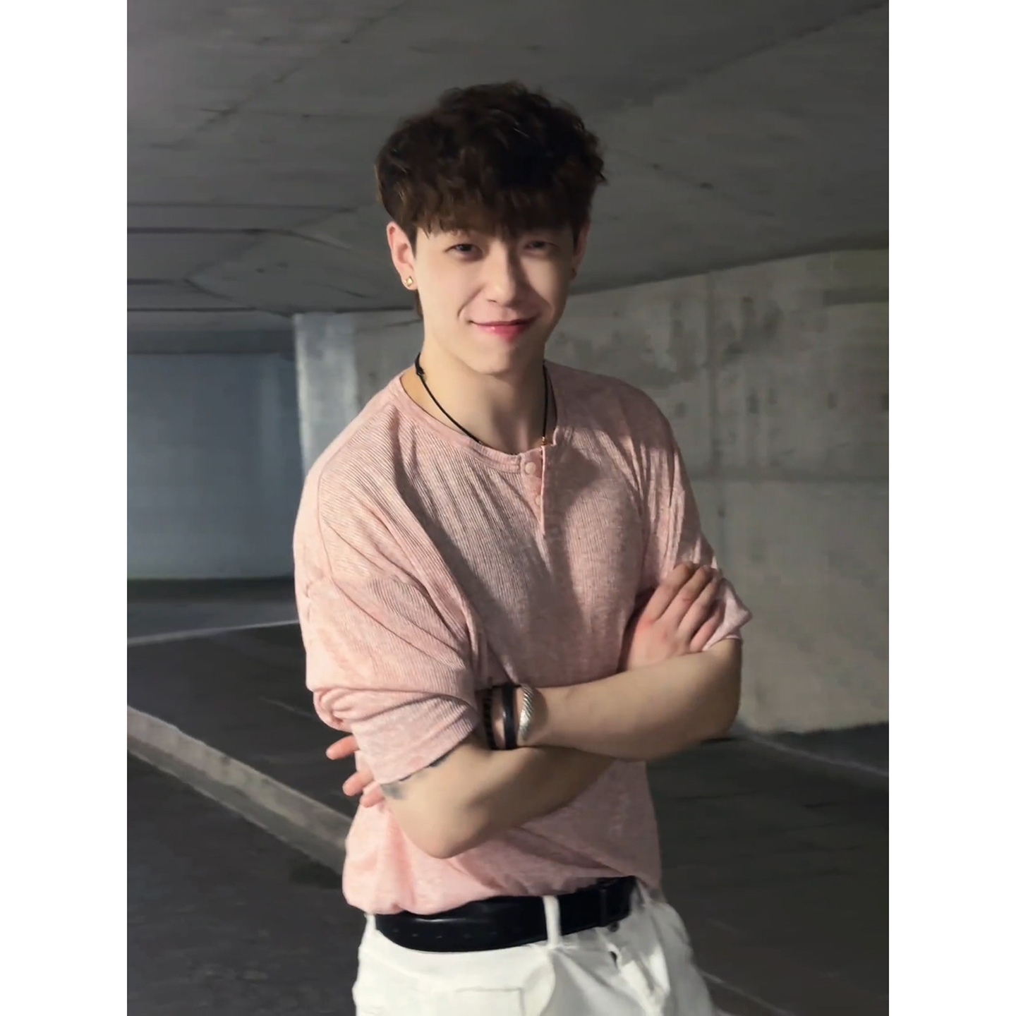 粉色老钱风亨利领长袖t恤男早秋