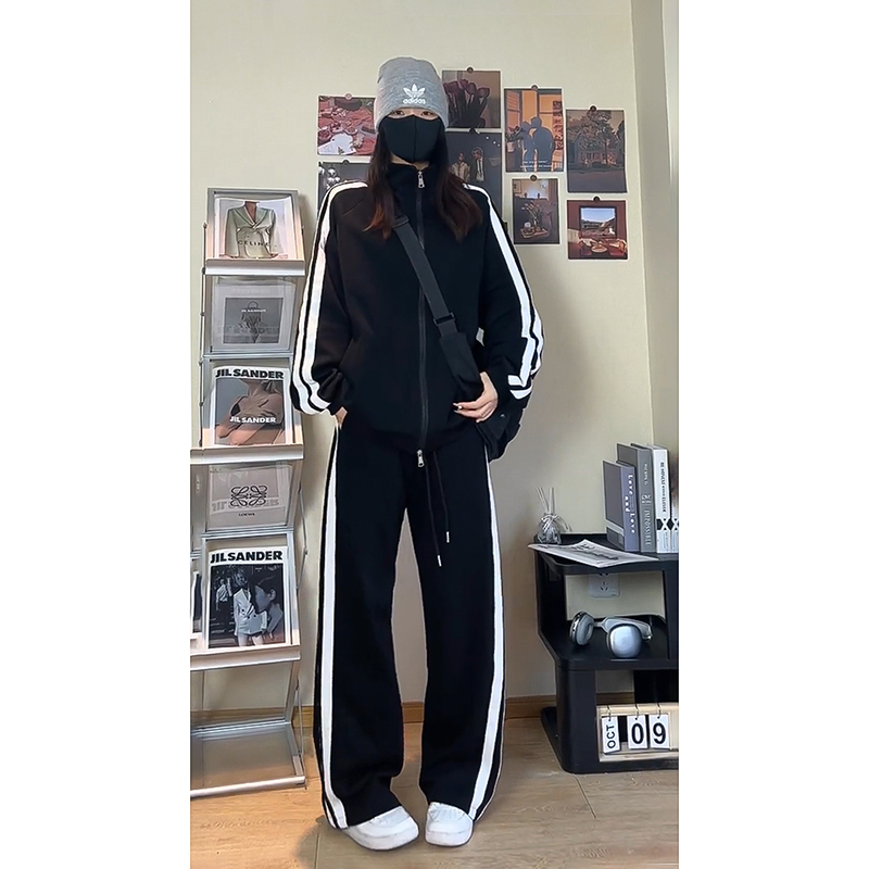 黑色条纹运动休闲套装一整套穿搭