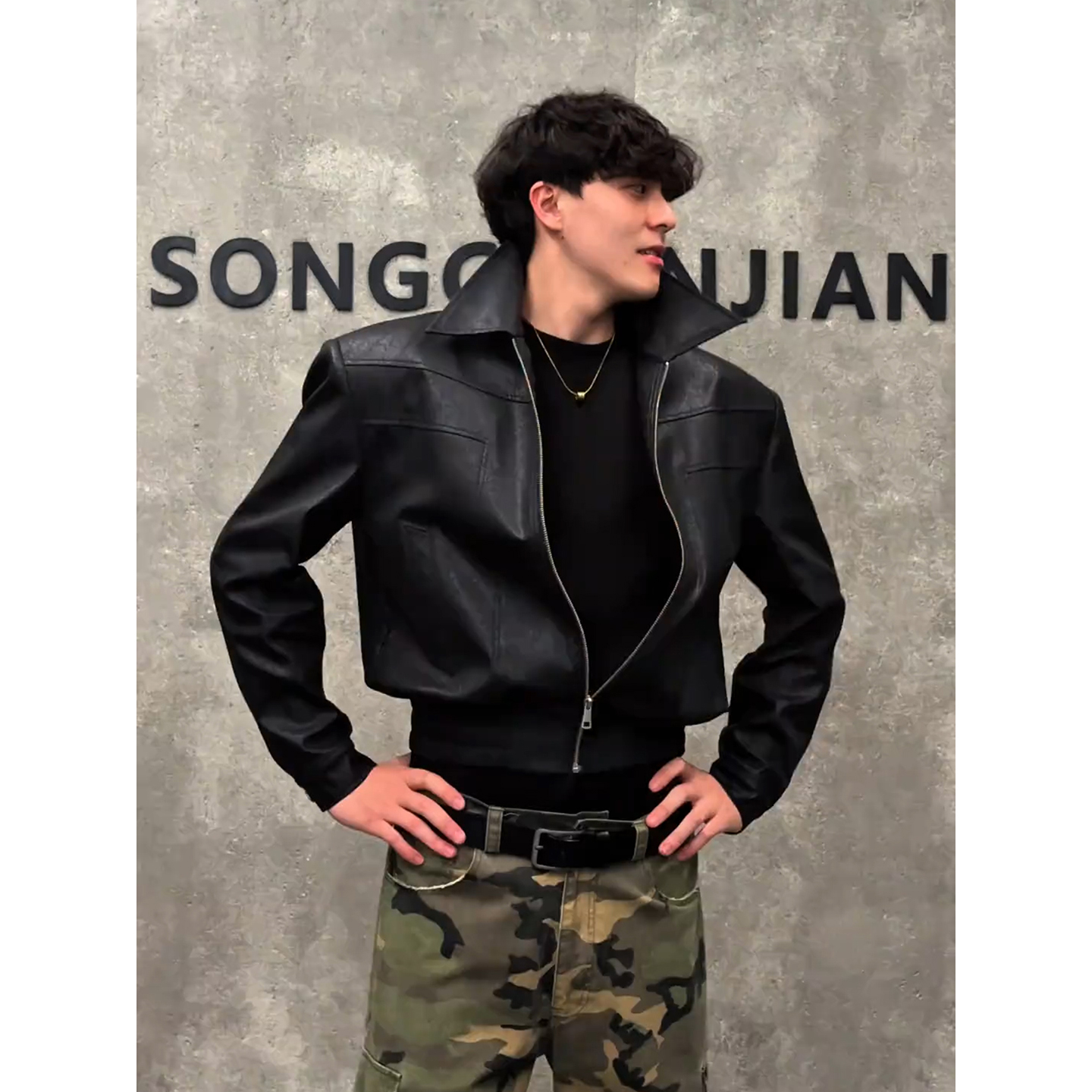 黑色红内男皮机车服美式boxy短款