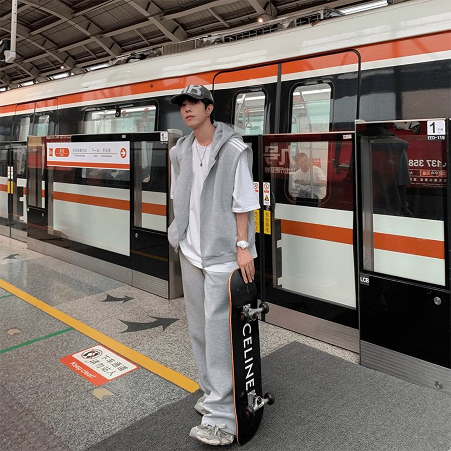 重磅条纹连帽无袖卫裤ootd少年感