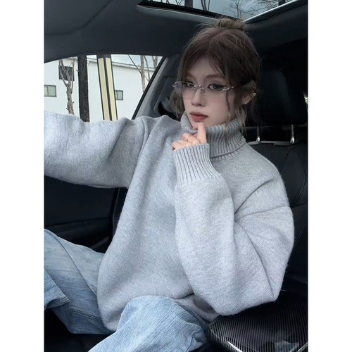 浅灰色高领加绒毛衣男秋冬加厚