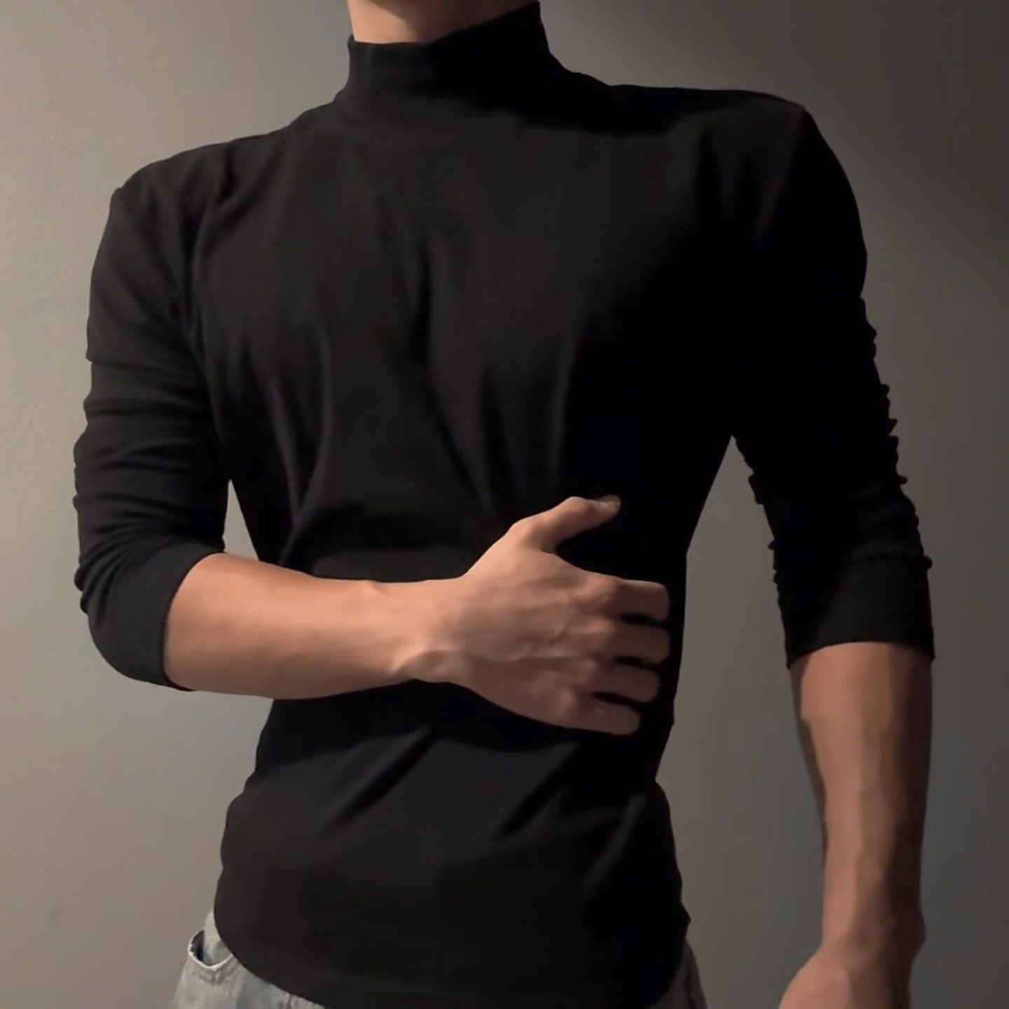 黑色半高领德绒软糯打底衫男加绒