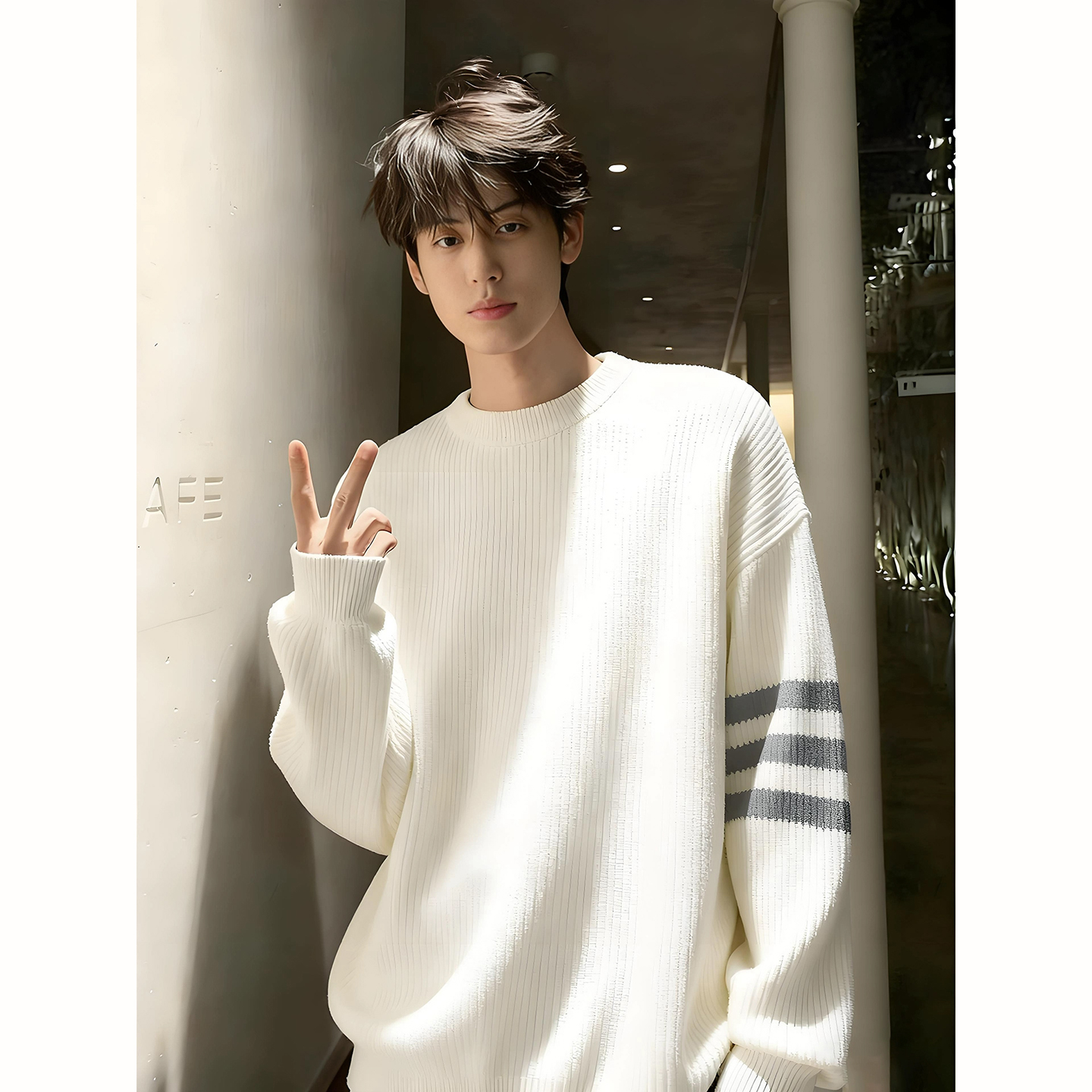 白色圆领针织毛衣男款秋冬季韩系慵懒风保暖上衣条纹正肩长袖t恤