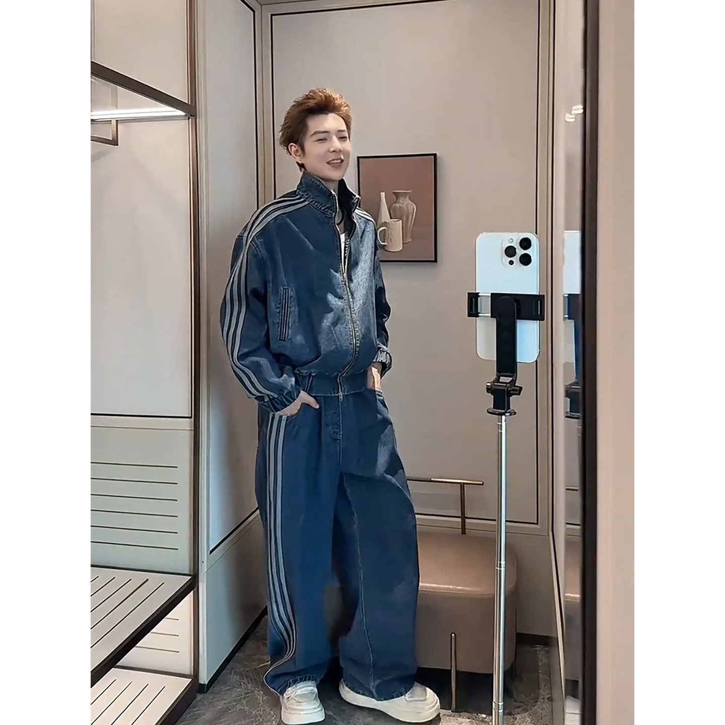 美式潮牌三条杠牛仔夹克男生酷帅穿搭一整套韩系高级感直筒阔腿裤,男装,时尚套装,淘宝优惠券,粉丝福利购,淘宝优惠卷