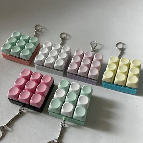 外贸试轴器按键减压玩具钥匙扣挂