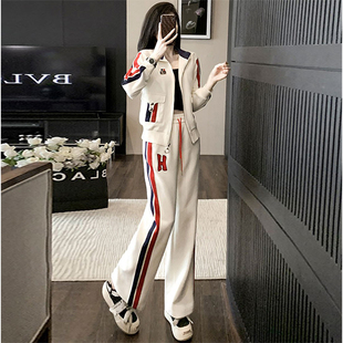欧洲站白色休闲运动套装女秋季2025新款时尚冬加绒长袖卫衣两件套