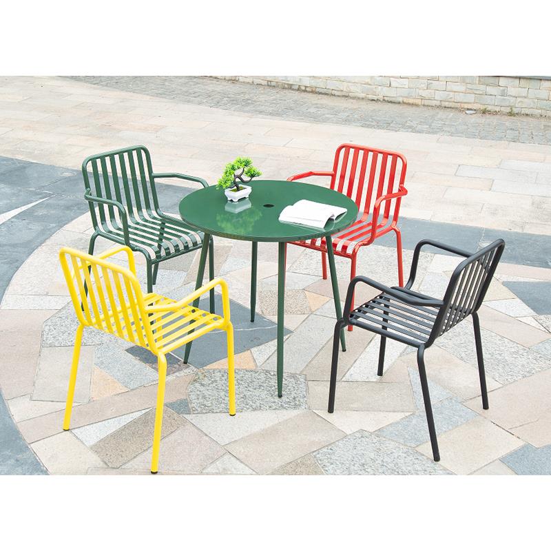 现代户外休闲桌椅庭院简约阳台小桌椅铁艺室外露天桌椅套装组合