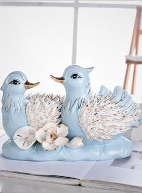 陶瓷鸳鸯戏水新婚结婚礼物家居卧室酒柜电视柜婚房布置装饰品摆件