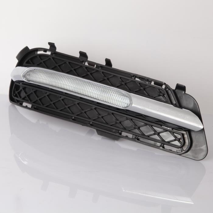 适用于11-13款奔驰W212日行灯 E级 E180 E200 E260 LED日间行车灯