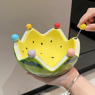 精致漂亮的水果碗高颜值带叉子装西瓜陶瓷碗ins风宿舍家用收纳盘