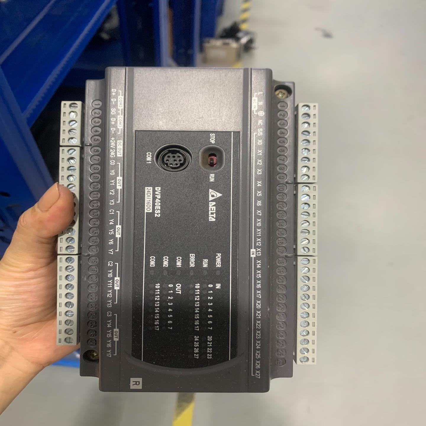 台达DVP40Es200R，功能，成色如图(崽崽配件）