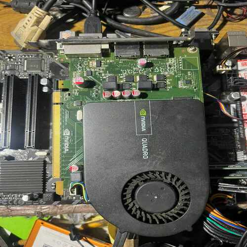丽台Quadro 2000  功能一切正常~询价