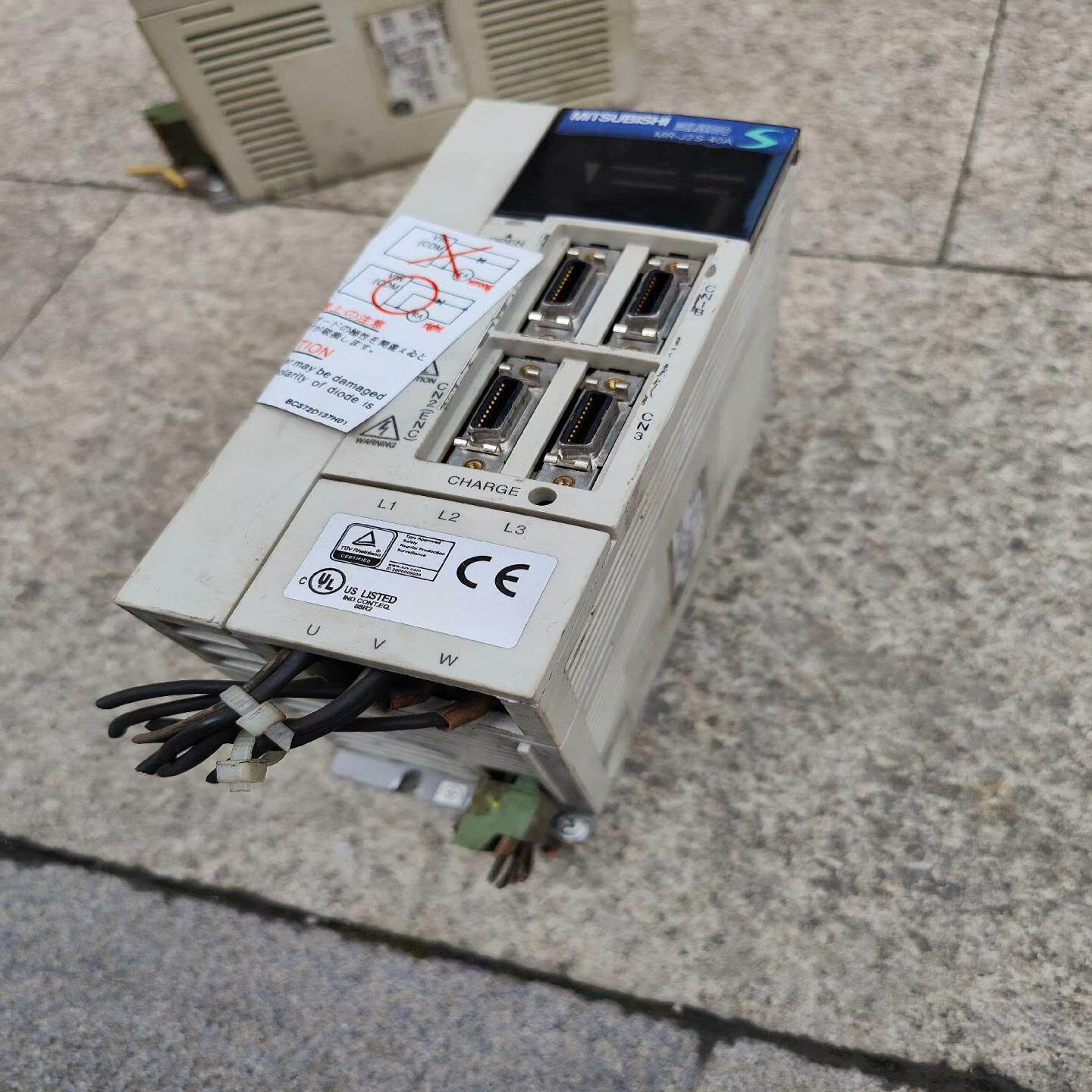 MR-J2S--40A  伺服驱动器 伺服电机 MITSUB(崽崽配件）