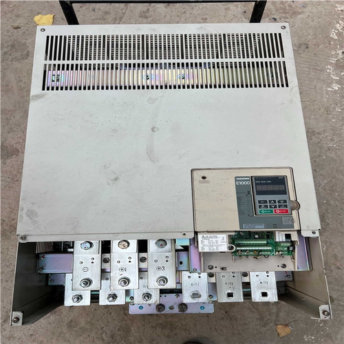 安川变频器E1000 CIMR-EB4A0250ABA（基数电子）