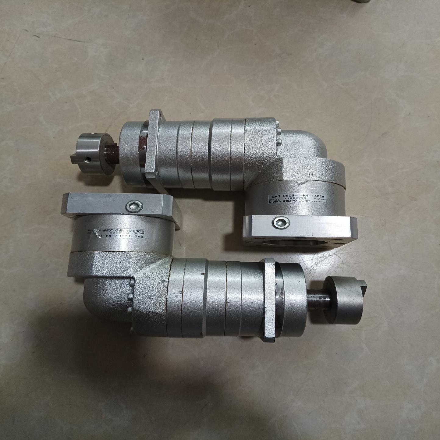议~EVS-060B-4-K4-14EE9拆机减速机，成色如图，