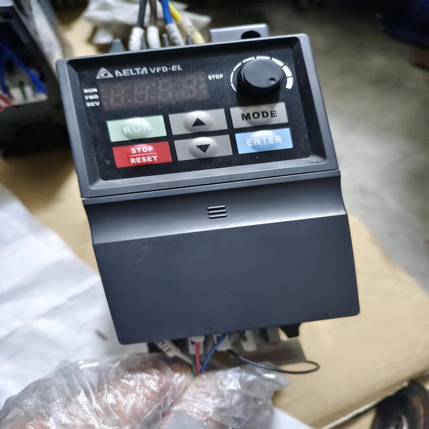 台达变频器，VFD007EL43A，0.75KW，3台，实图(崽崽配件）