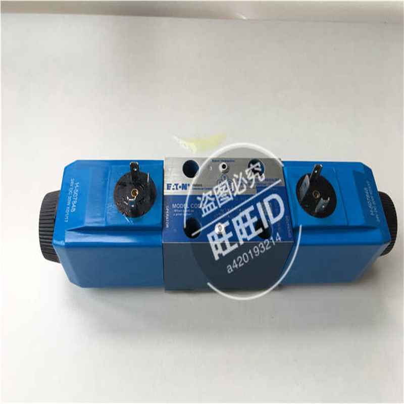 士Vickers电磁阀DG4V-3-2C-M-U-H7-60 EN210   110V DC~议价