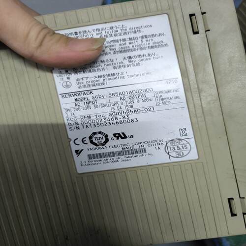(议价)安川750W伺服驱动器SGDV-5R5A11A002000，