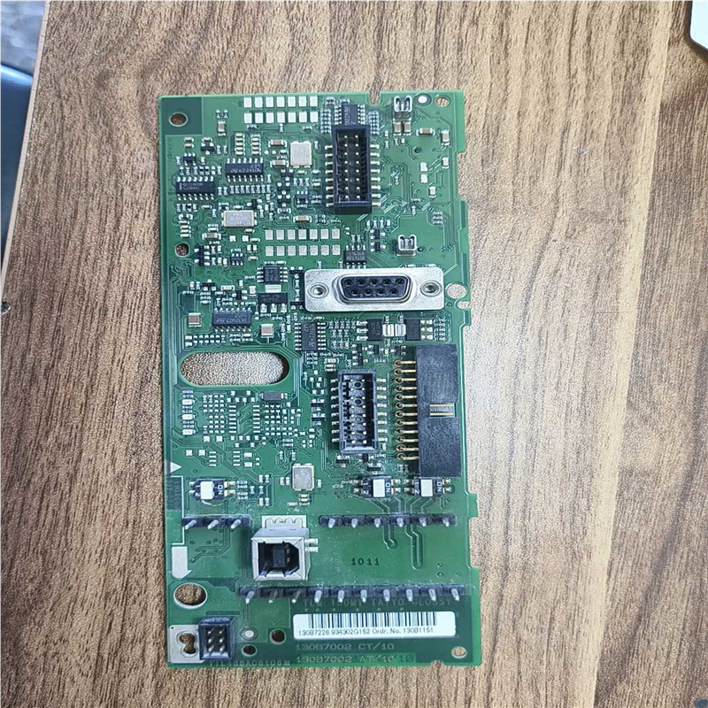 130B7002 AT10丹佛斯变频器FC302 主板议价