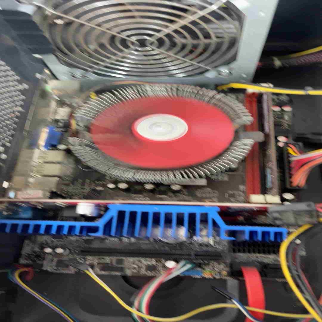七彩虹主板型号CF一AF5一MXFM1DDR3内存正议价