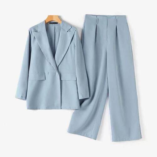 Set Women's Solid Double Button Lapel Neck Blazer & Plicated