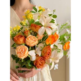 假束彷真花玫瑰花束火焰兰虞美人花花摆设客厅插RHP装饰品手捧花