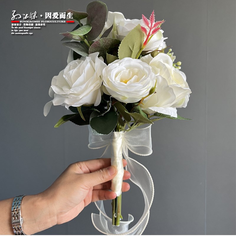 孙小妹花艺 纯洁白色新娘手捧花 摄影道具花领证结婚捧花百年合