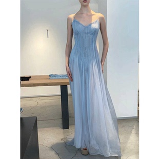 适合小个子的穿搭南法度假风收腰又甜又辣小众设计连衣裙子女夏天