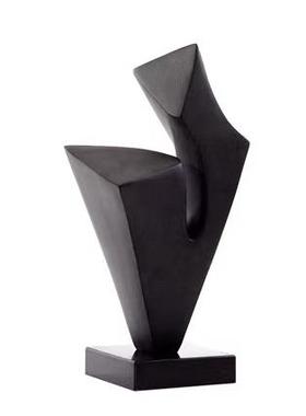 现代简约黑色几何抽象字母雕塑摆件酒店高档艺术品软装饰品